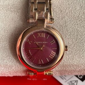 MICHAEL KORS WATCH,Michael Kors Gold Watch.